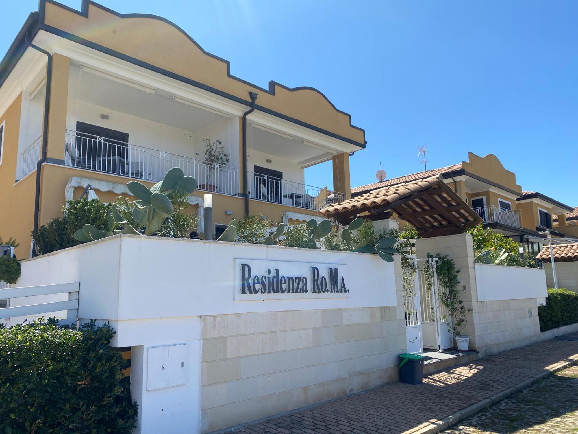 Residenza Roma Bed & Breakfast โตรเปอา ภายนอก รูปภาพ