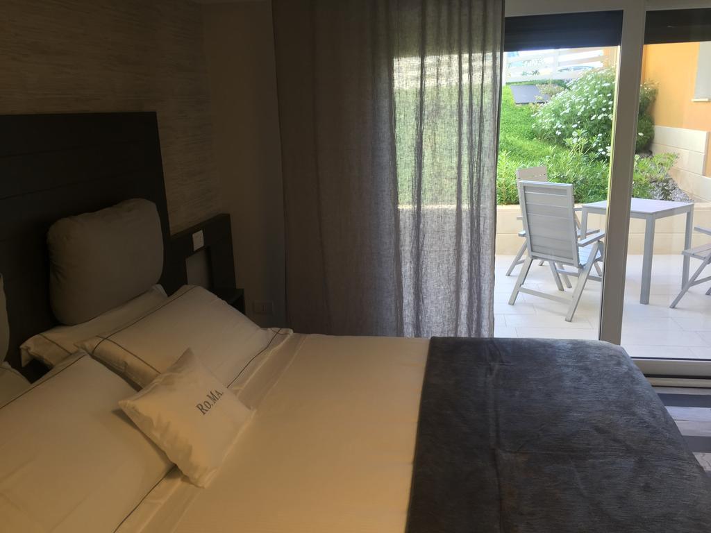Residenza Roma Bed & Breakfast โตรเปอา ภายนอก รูปภาพ